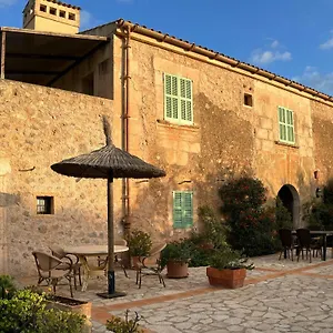 https://finca-ses-cases-noves-sant-llorenc-des-cardassar.allmallorcahotels.com